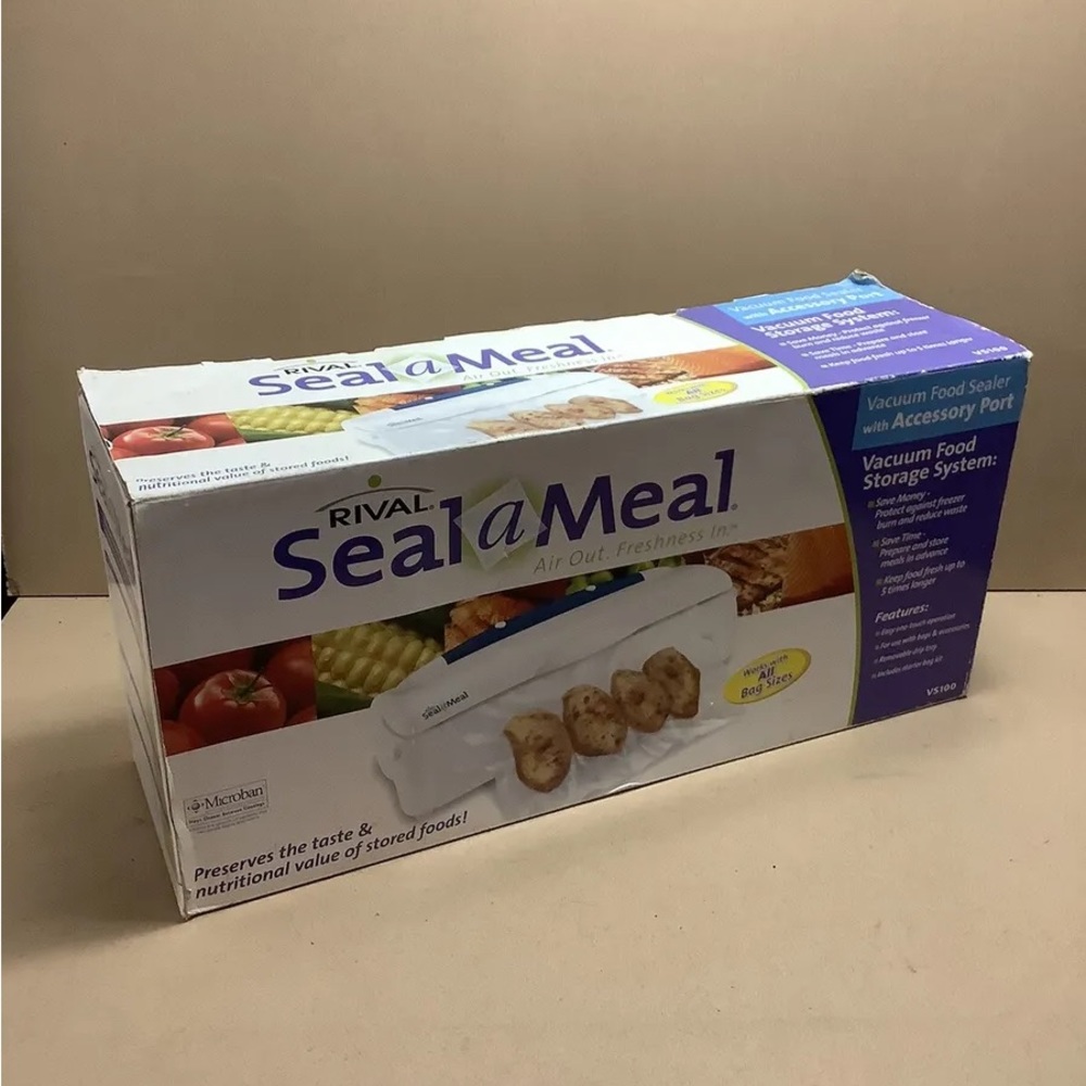 RIVAL Seal a Meal  Food Saver Vacuum Sealer System VS100 Open Box